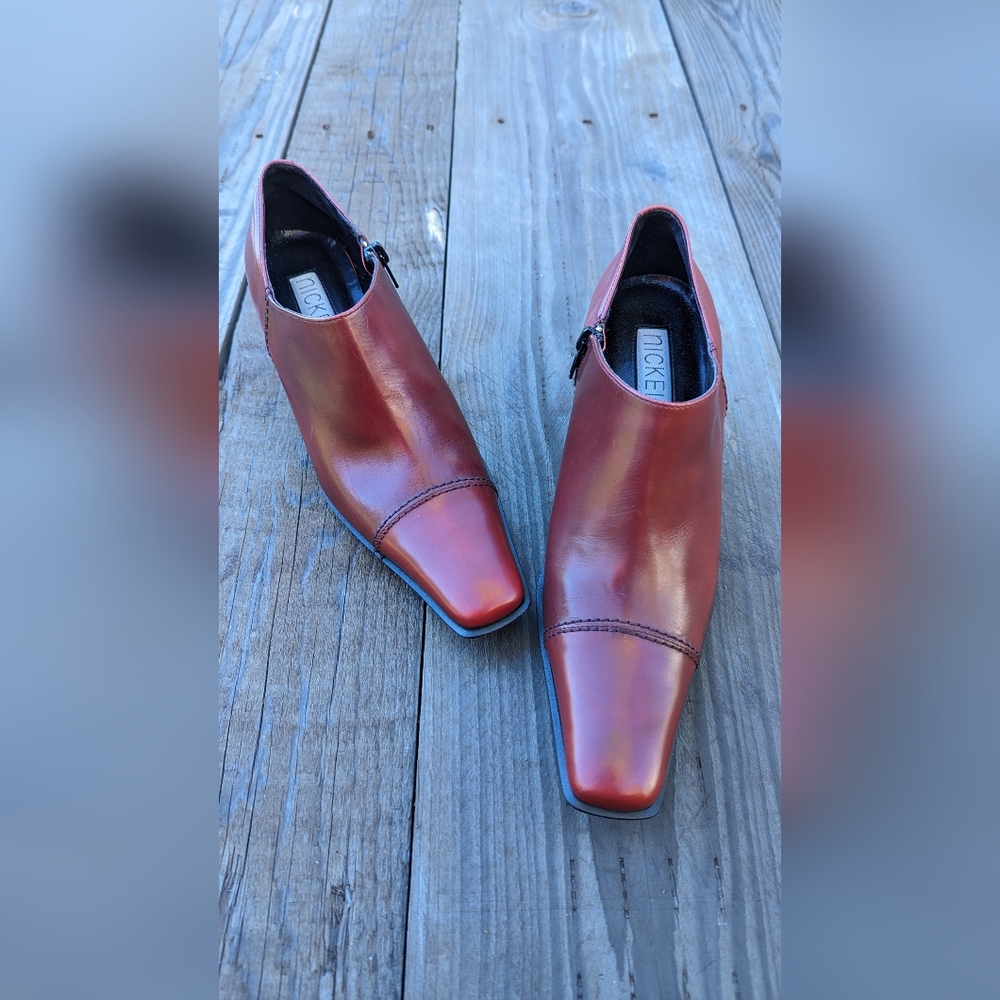 Nickels Burgundy Heels 7.5